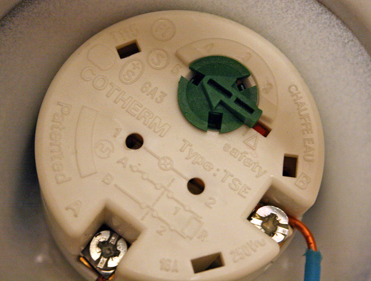 thermostat chauffe-eau électrique