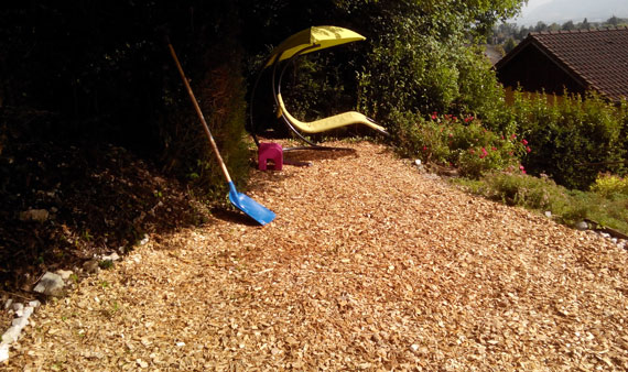 recouvrir-cailloux-terrasse-jardin