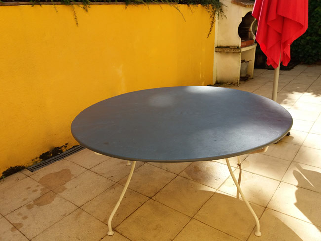 Peindre-table-metal-rouille-fer