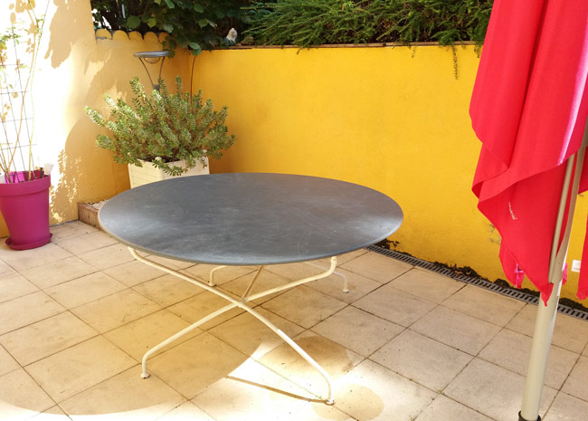 Repeindre-table-metal-rouille-fer