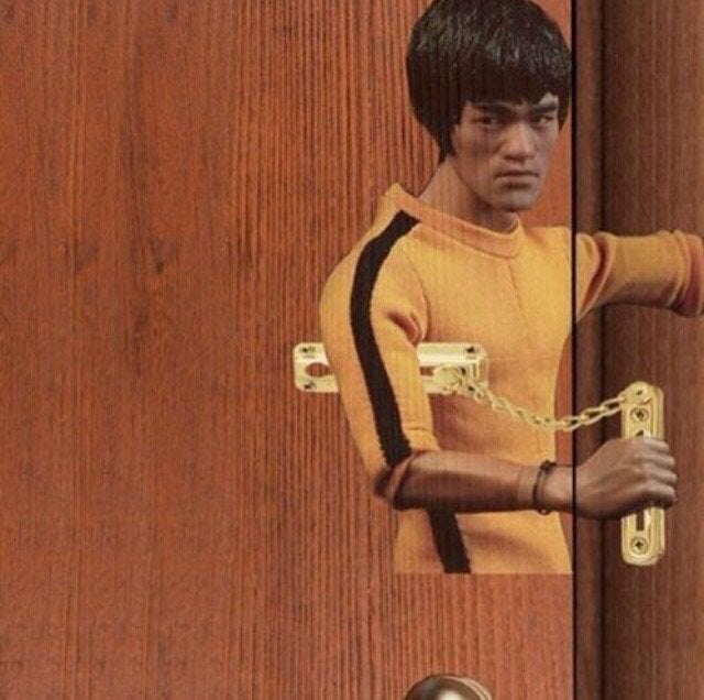 Bruce Lee portes fermeture