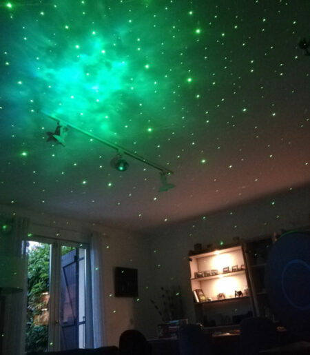 projecteur-laser-plafond-etoiles