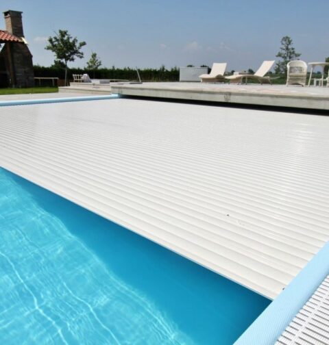 volets roulants pour piscine