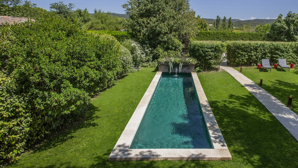 renovation piscine couloir