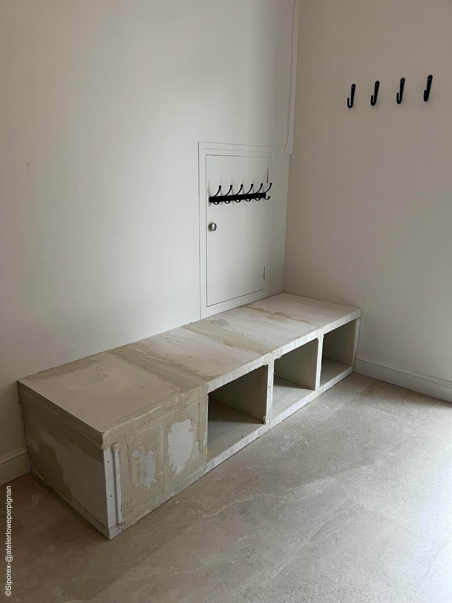 meuble d’entrée en béton cellulaire