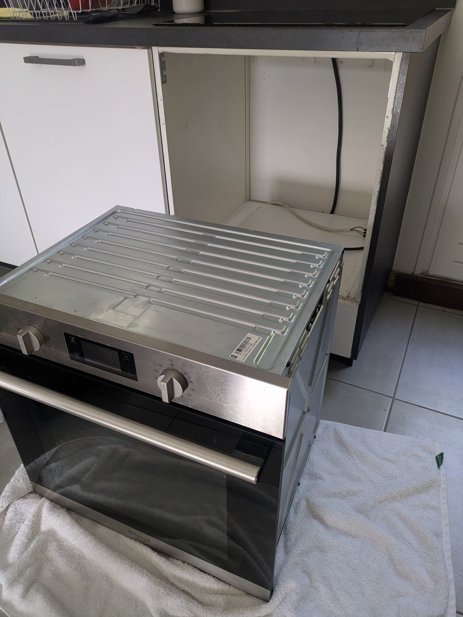 Désencastrer un four