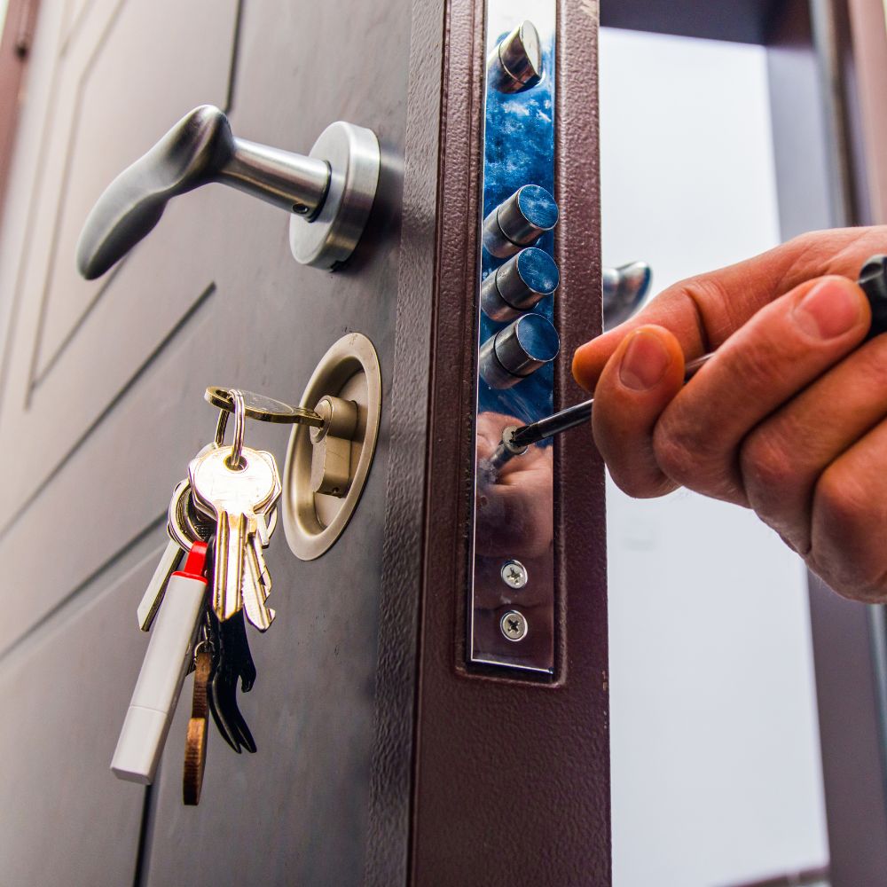 ameliorer-protection-porte-entree-securite